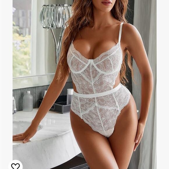 White Lace Teddy Lingerie Bodysuit Woman Size Small Snap Crotch Underwire Bra - Picture 8 of 11